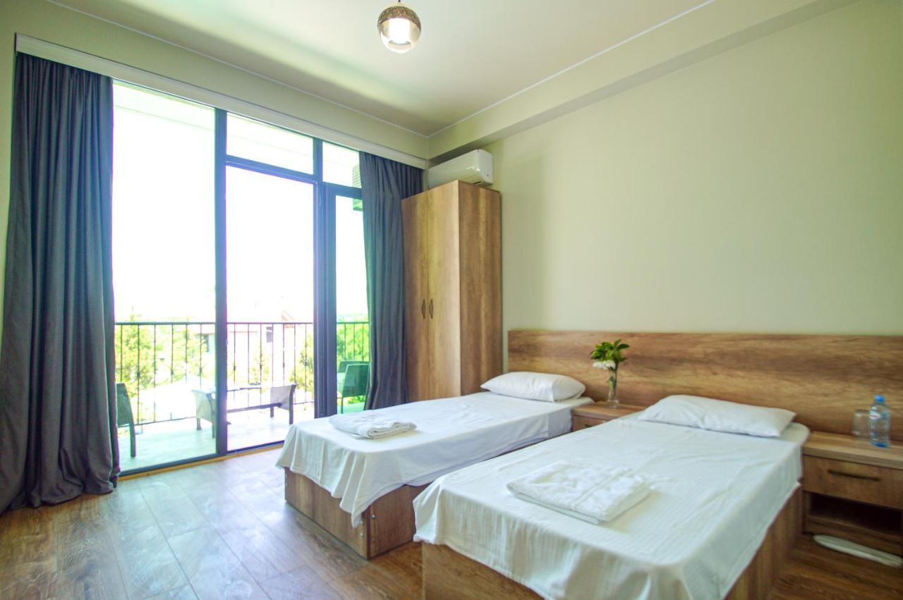 Delta Hotel Урекі Екстер'єр фото