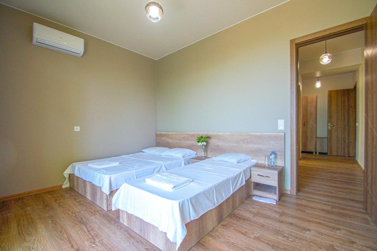 Delta Hotel Урекі Екстер'єр фото